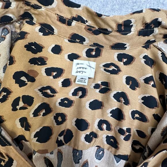 A New Day Shirtdress Brown Women S Leopard Print Short Sleeve Collared Button Up - Picture 6 of 9